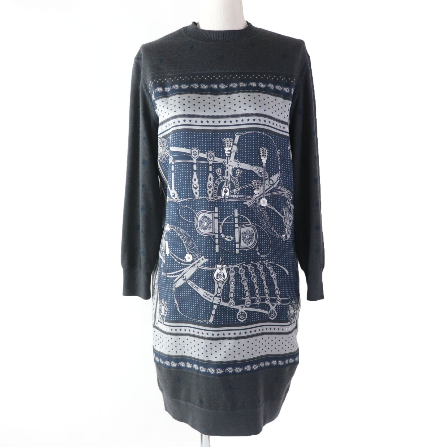 HERMES one piece 2H2825DS Main: 100% silk, Main: 50% cashmere, Main: 50% silk, Part: 48% cashmere, Part: 48% silk, : 3% nylon, 1% polyurethane, Embroidery: 100% polyester gray HARNAIS DE COUR Court harness Women 34