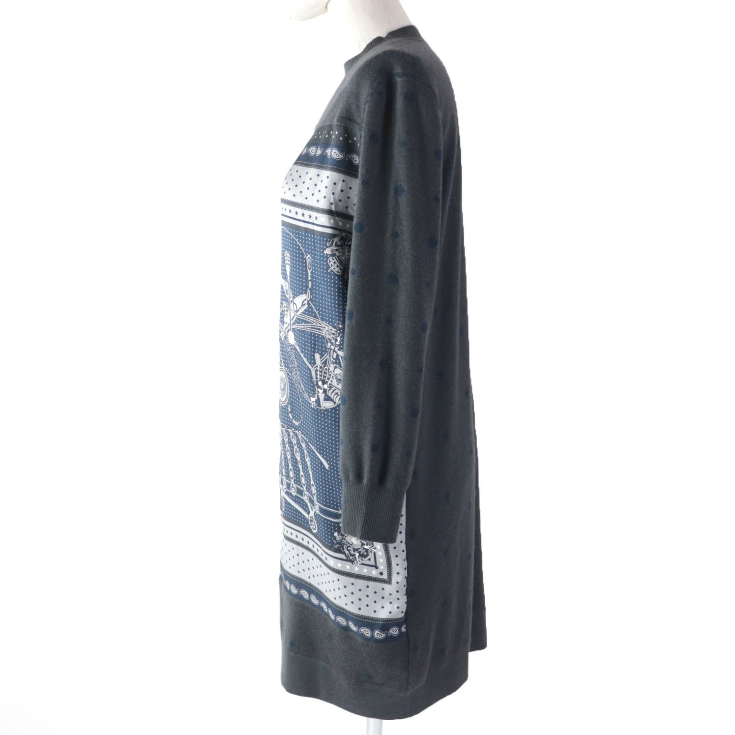 HERMES one piece 2H2825DS Main: 100% silk, Main: 50% cashmere, Main: 50% silk, Part: 48% cashmere, Part: 48% silk, : 3% nylon, 1% polyurethane, Embroidery: 100% polyester gray HARNAIS DE COUR Court harness Women 34