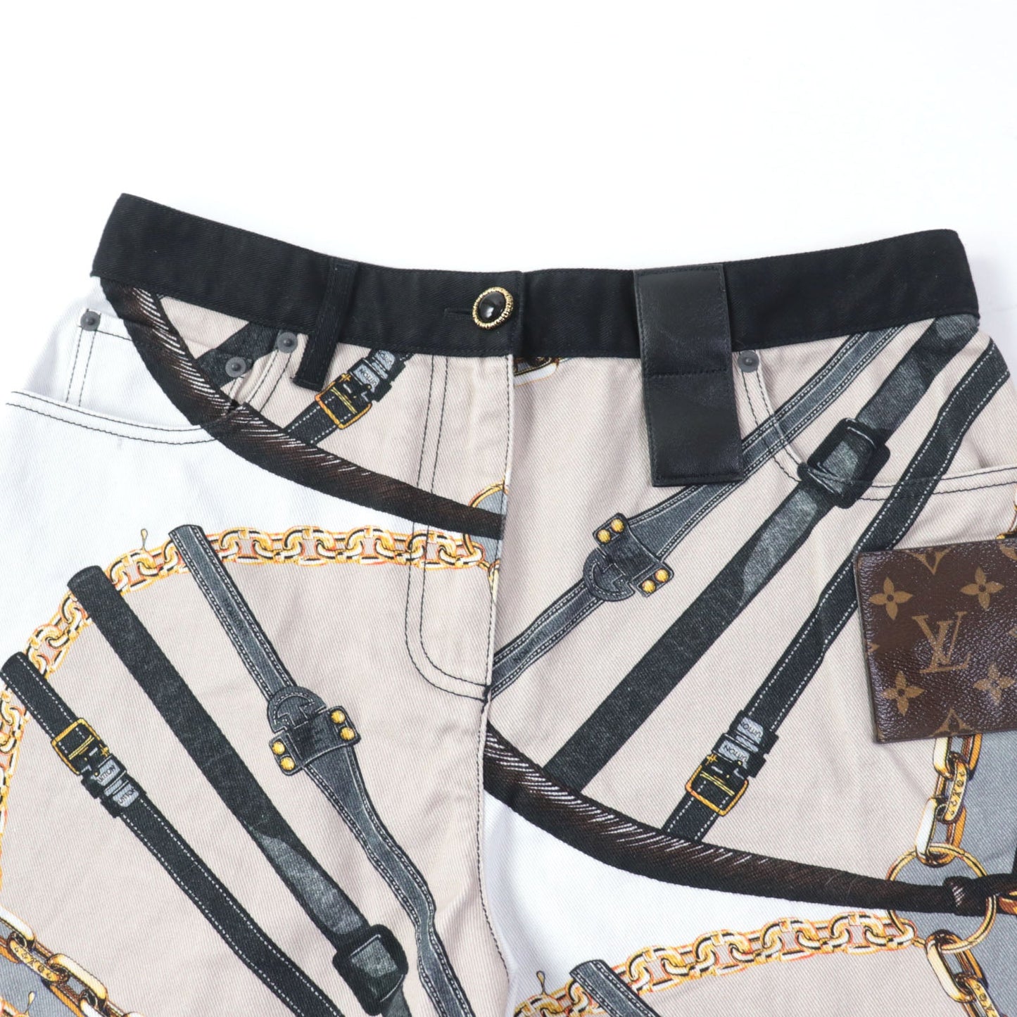 LOUIS VUITTON Shorts Main: 100% cotton, Main: Polyurethane, Lining: 100% cotton multicolor Women 42