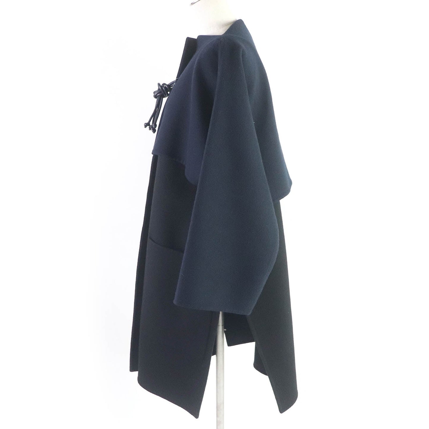 HERMES coat 2H0114DB Main: 100% cashmere, part: lamb leather Black navy Women 36