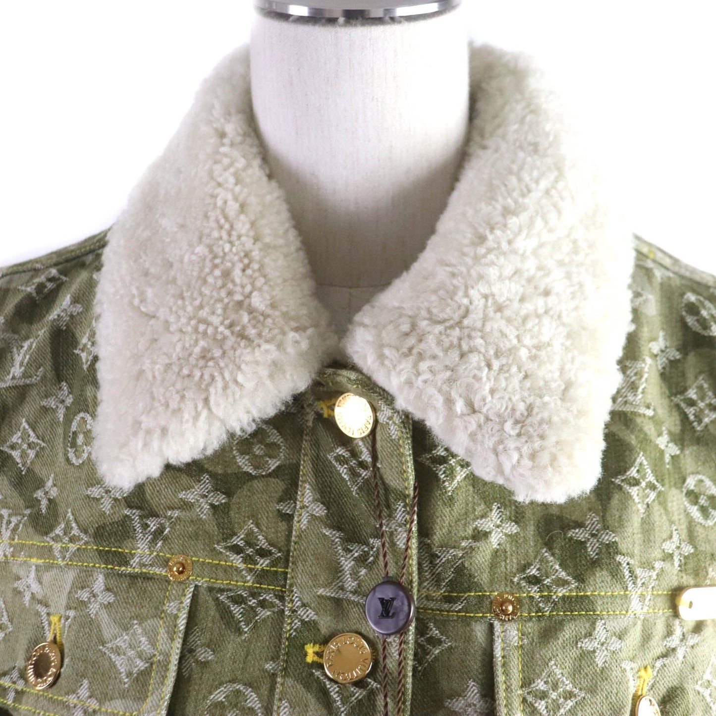 LOUIS VUITTON Denim Jacket Main: 100% cotton, Fur: Mouton khaki Monogrammed Lines Women 40