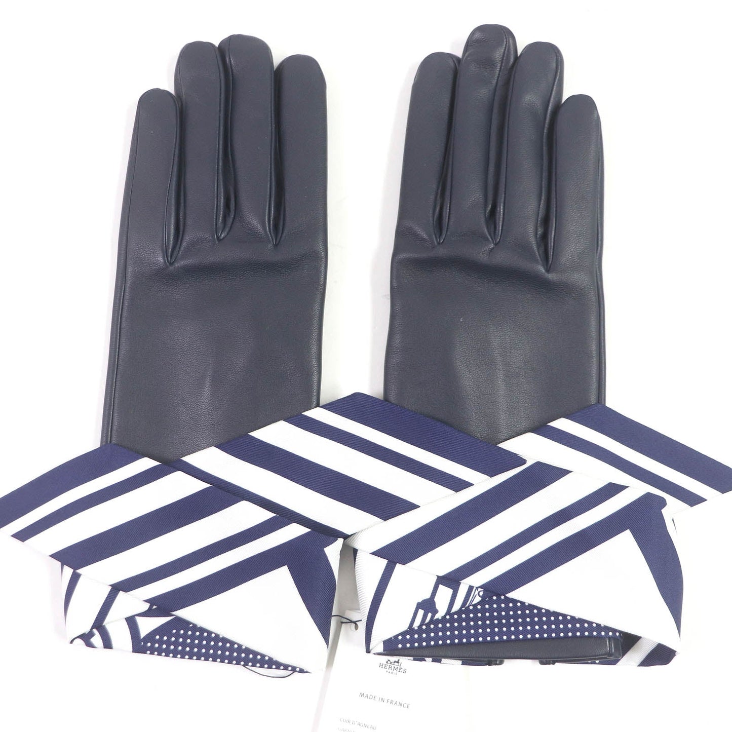 HERMES gloves Main: Lamb leather, Lining and scarf: 100% silk Navy Women 7.5