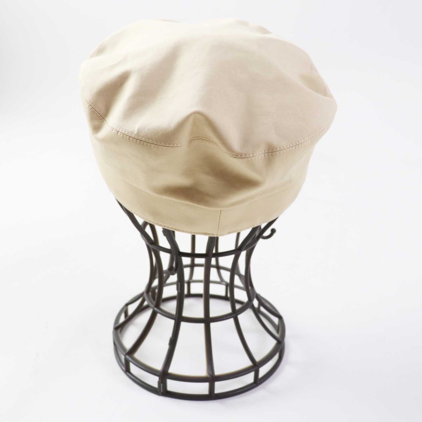 HERMES Casquette Outer: 96% cotton, Outer: 4% polyurethane, Lining: 65% rayon, Lining: 35% cotton, Part: 100% polyester, Lining trimming: 56% cotton, 44% rayon Leather part: Sheepskin Beige camel Kapoor Cricketis Women 57