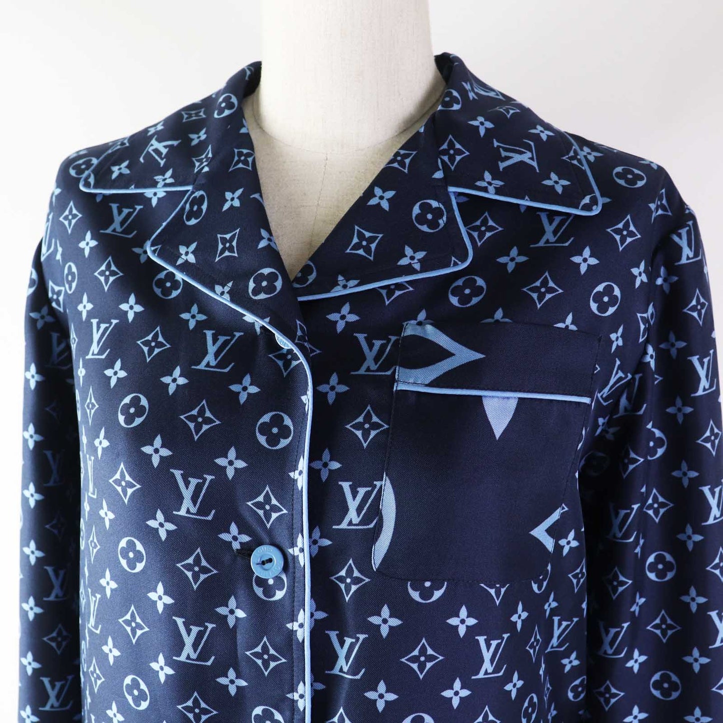 LOUIS VUITTON Long sleeve shirt Outer: 100% silk, Lining: 100% silk Navy light blue Women 34