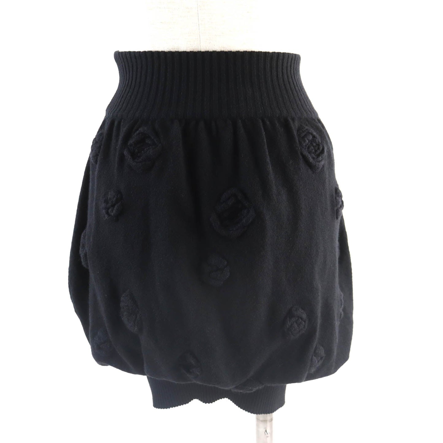 CHANEL skirt P33489 K00889 Outer: 75% cashmere, Outer: 18% nylon, Outer: 4% wool, Outer: 3% mohair, Lining: 100% nylon black Women 34