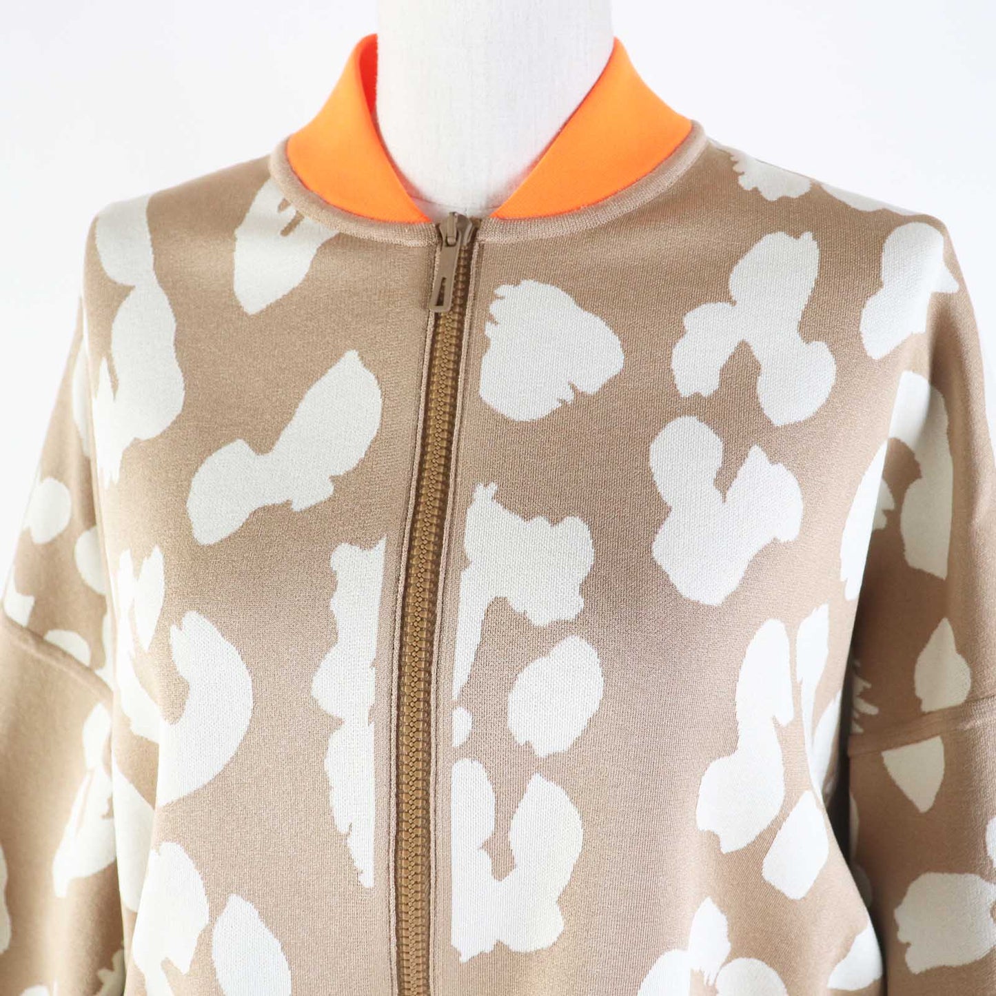 HERMES Jacket 2H2816DR Main: 100% silk, knit: 51% silk, 37% polyester, 7% nylon, 5% polyurethane, rib: 69% polyester, 18% nylon, 13% polyurethane, string: 58% silk, 42% polyester Beige Neon Orange JUNGLE LOVE Women 34