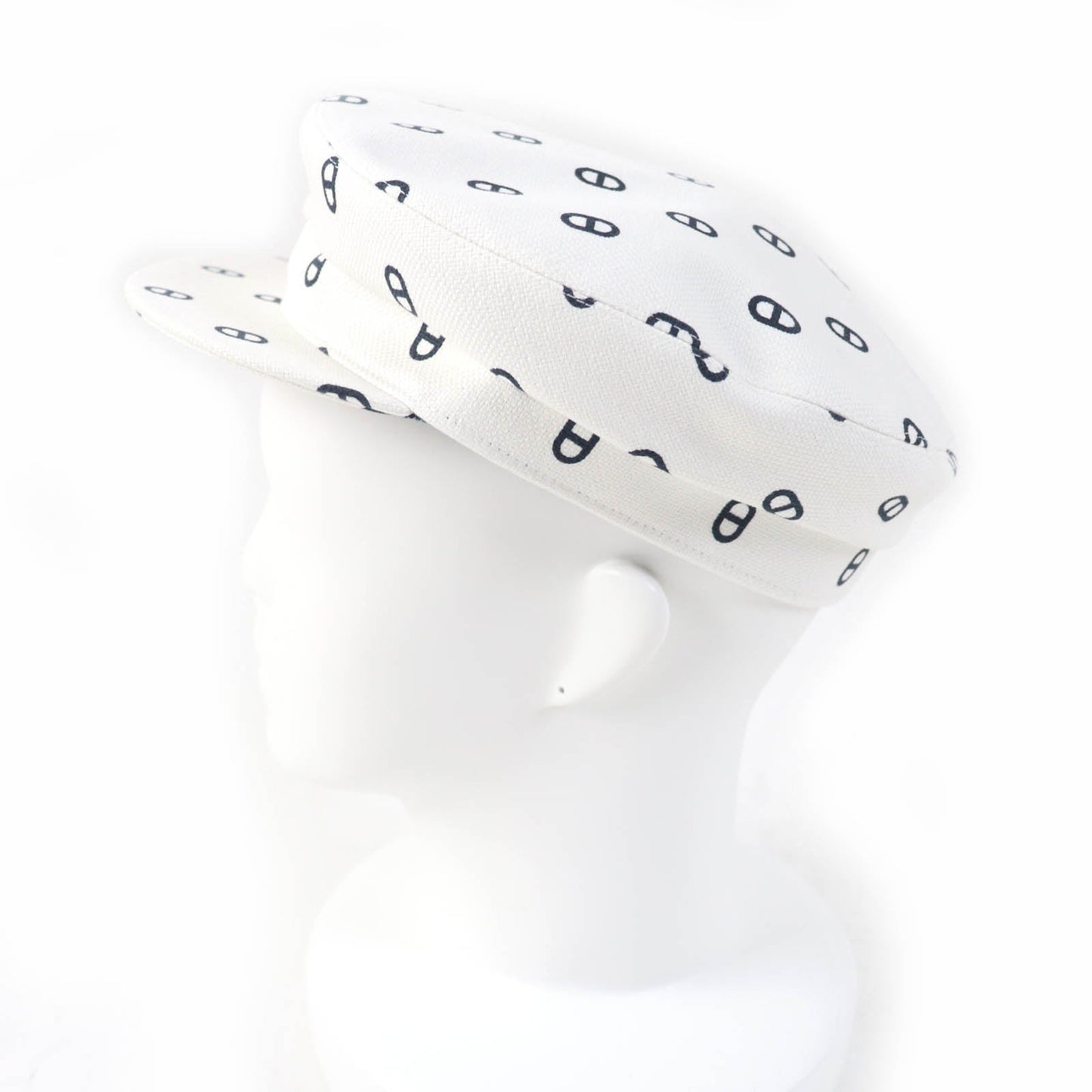 HERMES Casquette Main: 98% cotton, Main: 2% polyurethane, Lining: 56% cotton, Lining: 46% silk, Lining trim: 56% cotton, 44% rayon white Vauban Women