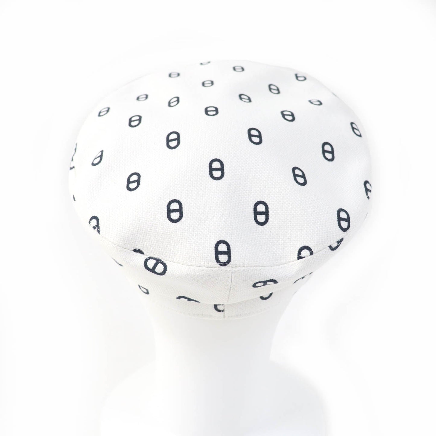 HERMES Casquette Main: 98% cotton, Main: 2% polyurethane, Lining: 56% cotton, Lining: 46% silk, Lining trim: 56% cotton, 44% rayon white Vauban Women