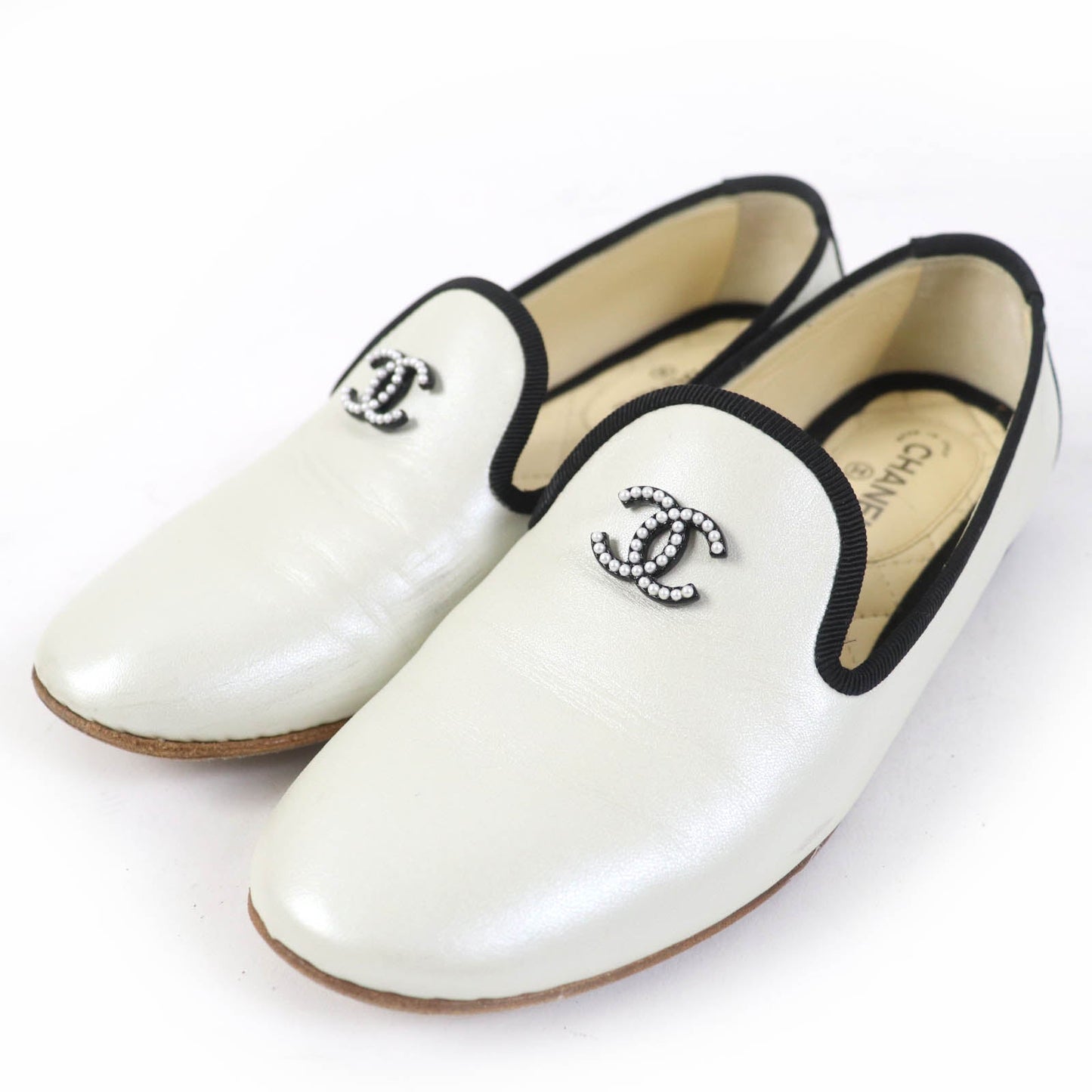 CHANEL Leather shoes 16P G31630 Main: Leather White black Women 35