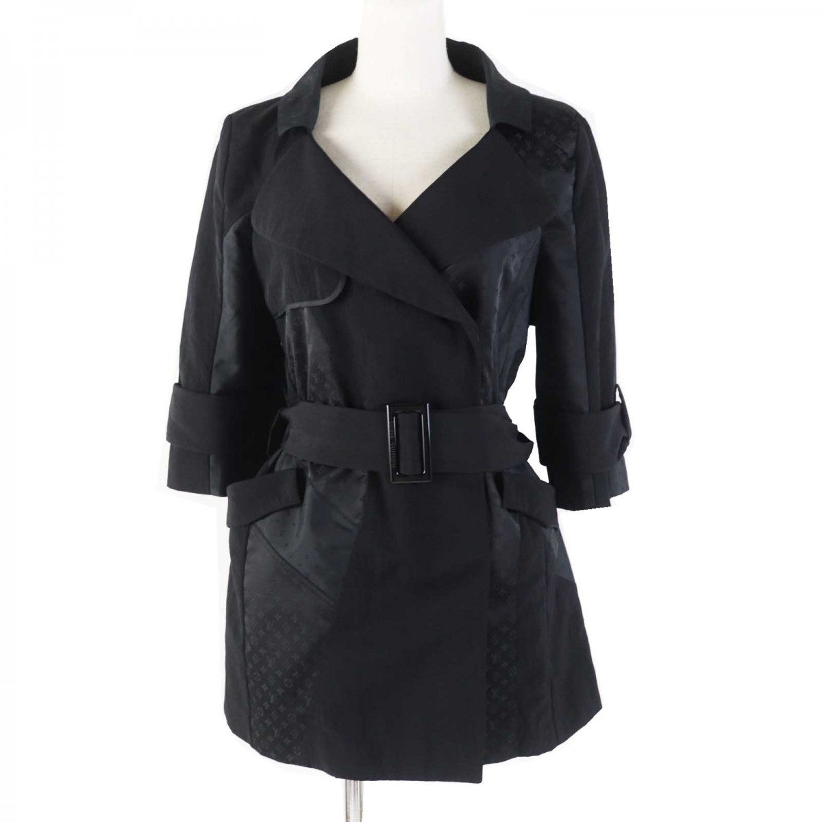 LOUIS VUITTON trench coat Outer: 37% nylon, Outer: 35% polyester, Outer: 28% silk, Lining: 50% cupra, Lining: 50% rayon black Women 34
