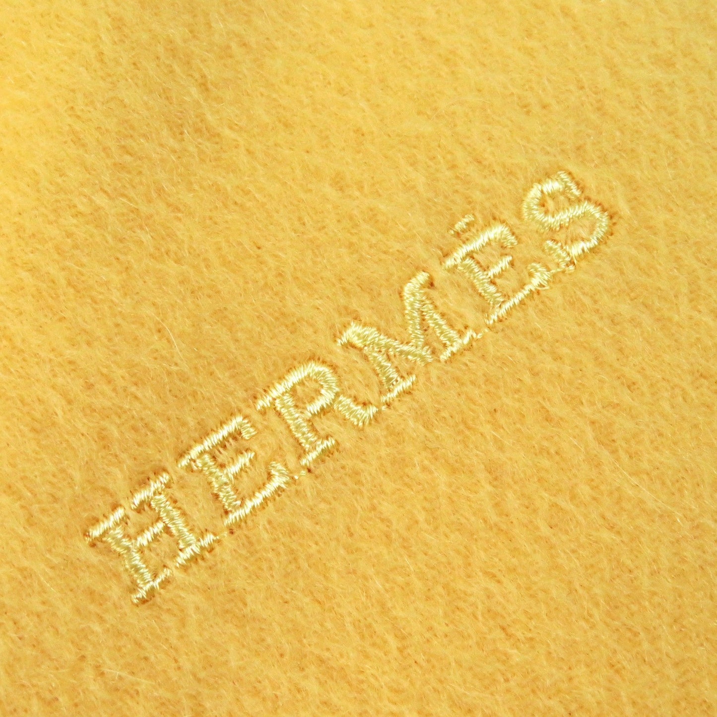 HERMES Stall Main: 100% cashmere yellow Women