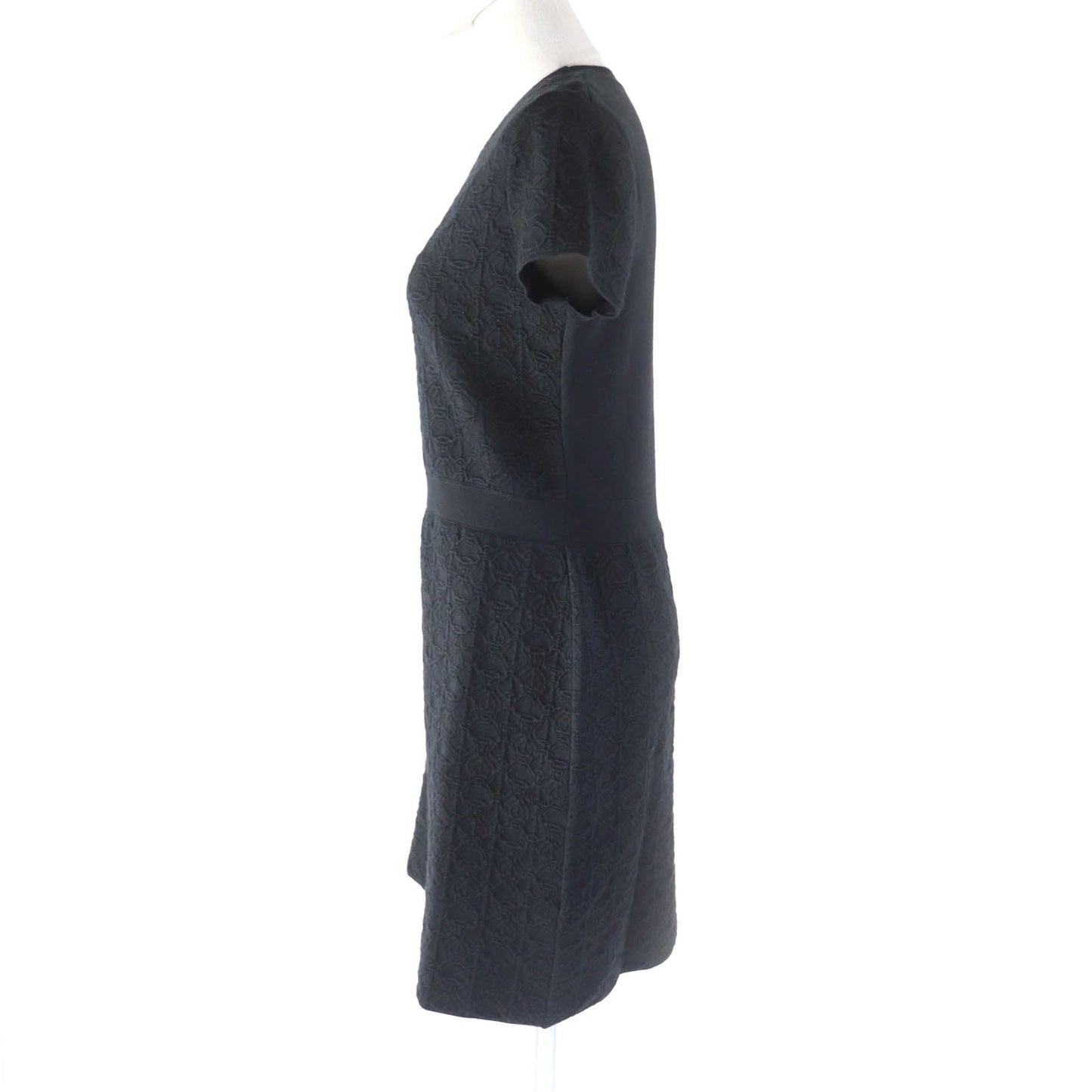 HERMES one piece 3E2500DC Main: 41% cashmere, 41% silk, 9% polypropylene, 8% nylon, 1% polyurethane, 1% polyurethane (partial): 45% cashmere, 45% silk, 9% nylon, 1% polyurethane black Women 40