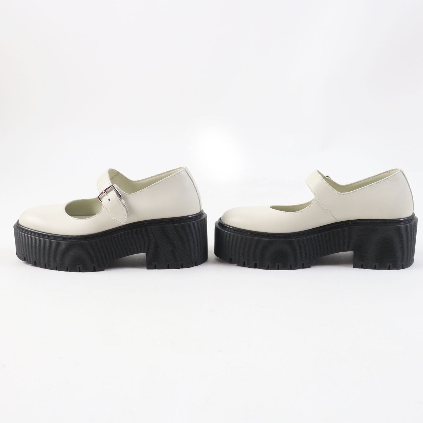 HERMES Leather shoes Main: Leather, Part: Rubber Ivory black Hoxton H Cadenas Women 35 1/2