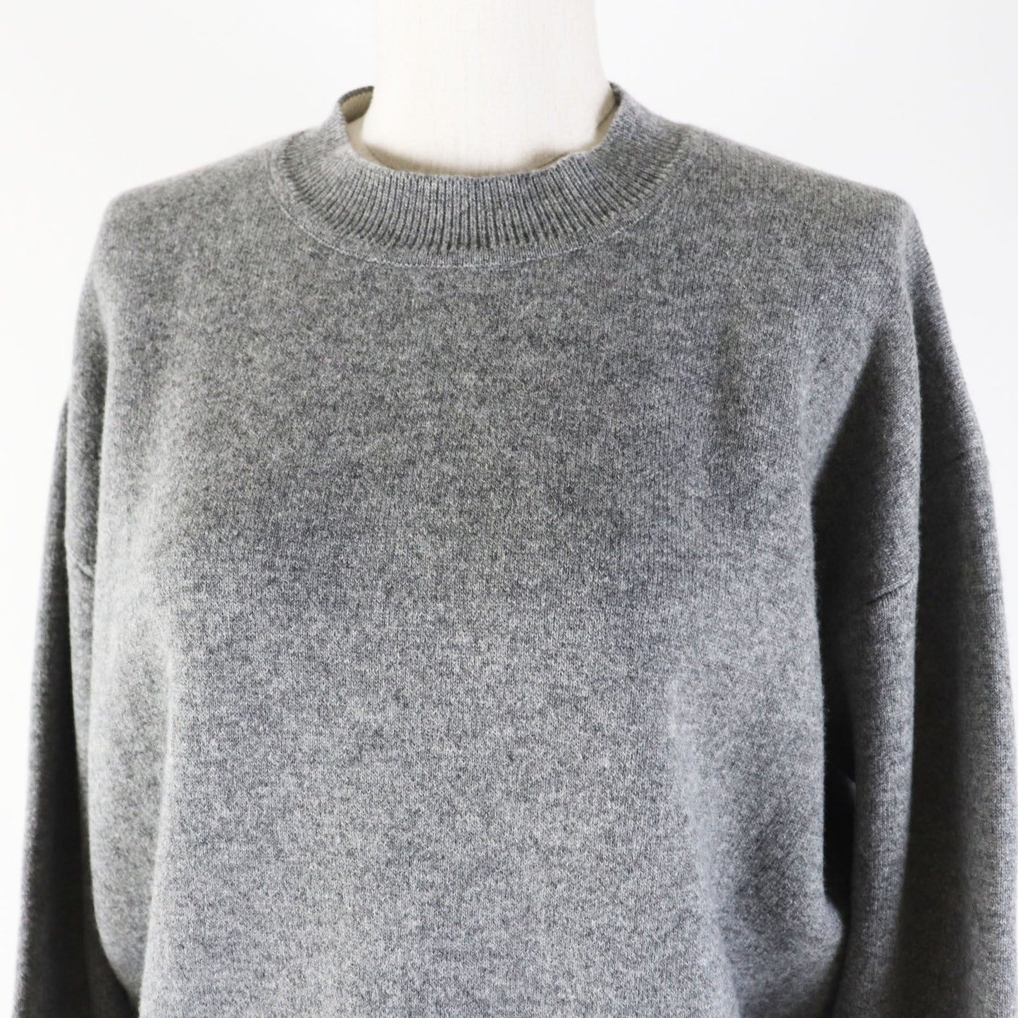 Christian Dior knit 924S55AM009 Main: 97% cashmere, Main: 2% nylon, Main: 1% polyurethane gray JA DIOR 8 Women 42