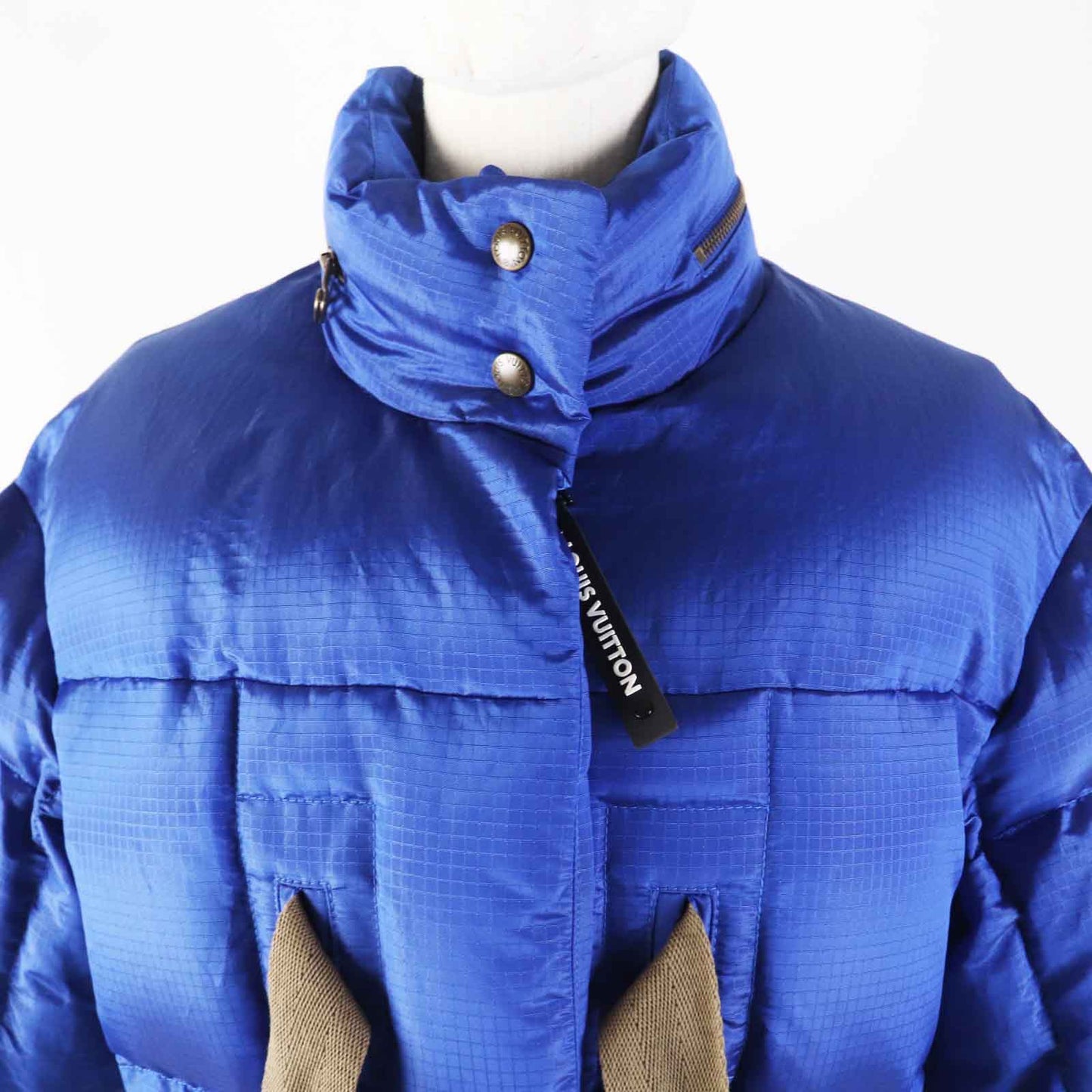 LOUIS VUITTON Down jacket Outer: 71% nylon, Outer: 29% polyester, Lining: 50% polyester, Lining: 50% cotton, Filling: 90% down, Belt: 100% cotton, Sheepskin blue Women 34