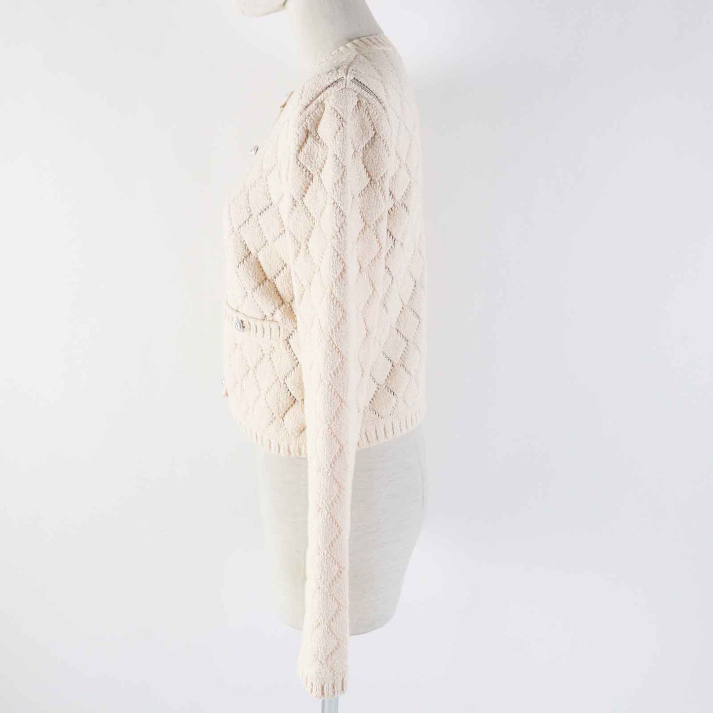 CHANEL cardigan 23S P74515 Outer: 86% cotton, Outer: 14% polyamide, Part: 78% cotton, Part: 21% polyamide, Part: 1% polyurethane Light orange Women 36