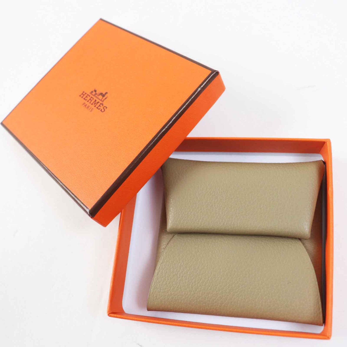 HERMES Coin case Main: Evercolor beige marfa Bastia Women