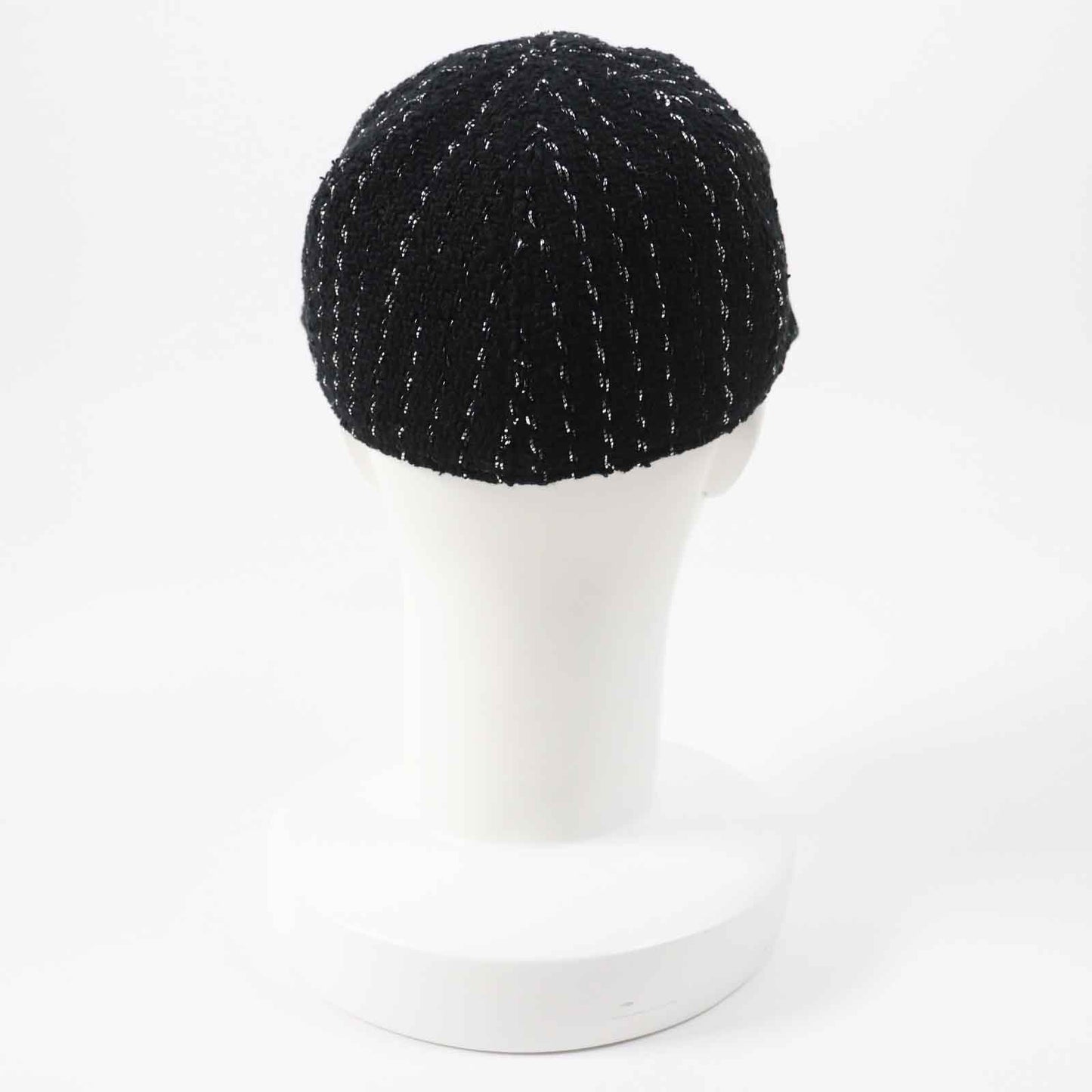 CHANEL Casquette 23P Outer: 82% cotton, Outer: 18% polyester, Lining: 100% cotton, Part: 100% metal Black Silver Women M