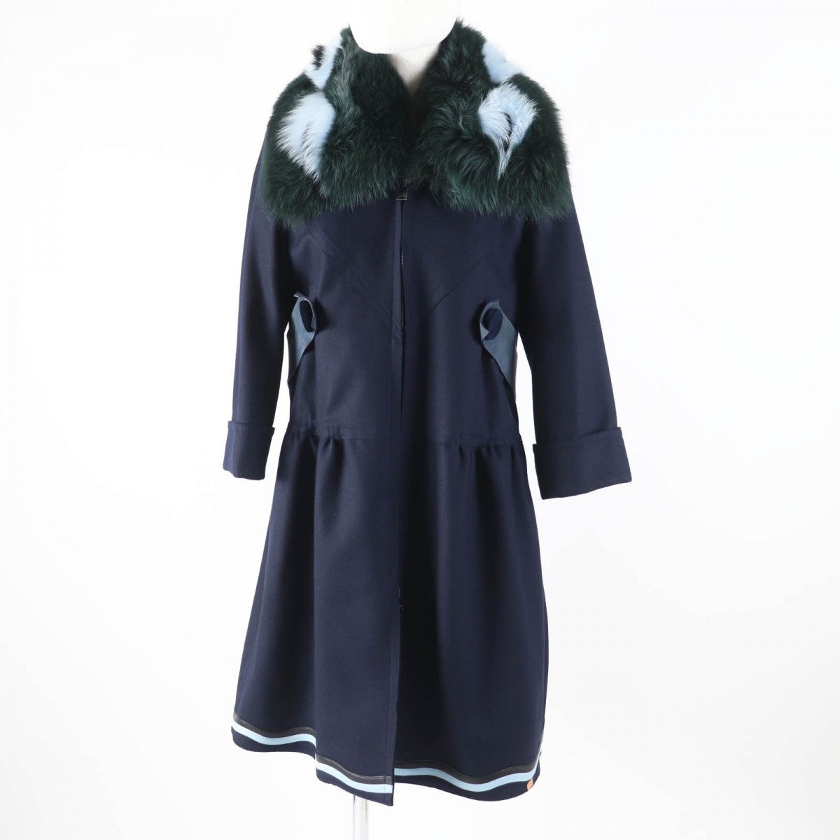 FENDI coat FF8246 Outer: 87% wool, Outer: 10% cashmere, Outer: 3% polyurethane, Lining: 100% silk, Fur: fox Navy Women 40