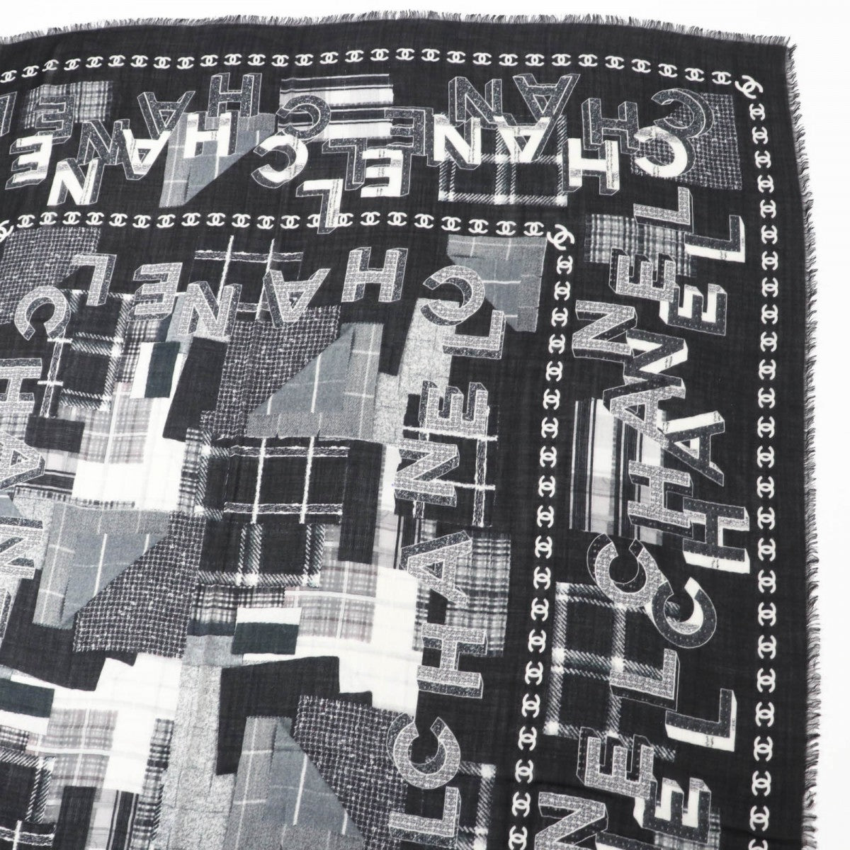 CHANEL scarf 21B Main: 70% wool, Main: 30% cashmere Black White Women