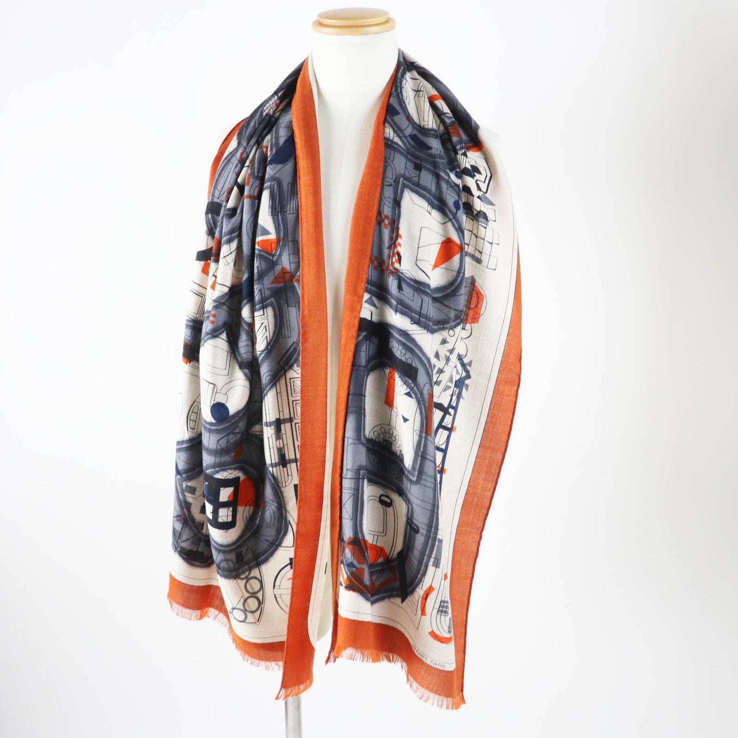 HERMES Stall Main: 70% cashmere, Main: 30% silk Etoupe/Orange/Indigo Rectangle Ampremour Fleur mens