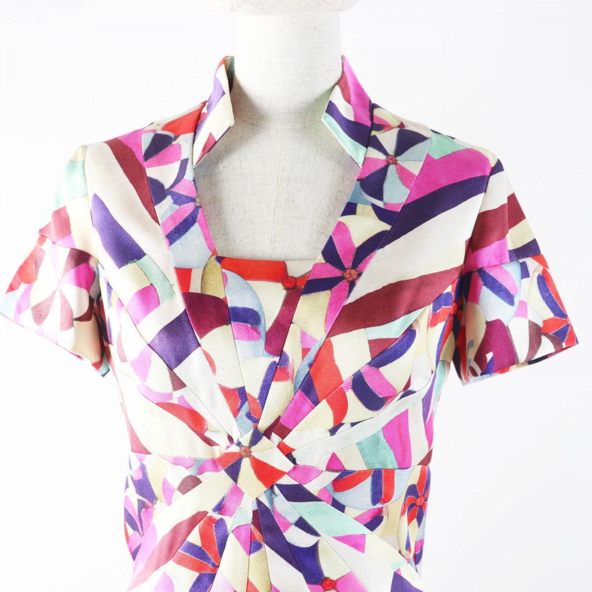 CHANEL one piece P53088 16C Main: 100% silk Pink Blue Red Beige Women 36