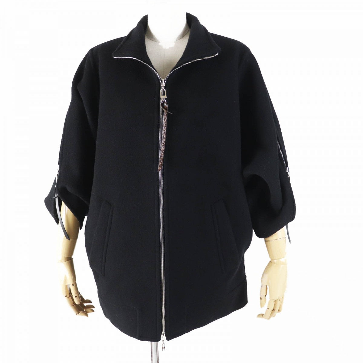 LOUIS VUITTON Jacket 1AGGMM Outer: 99% wool, Outer: 1% silk, Lining: 100% cotton, Part: 100% polyester, Leather part: cowhide black Double-faced batwing sleeve jacket Women 40