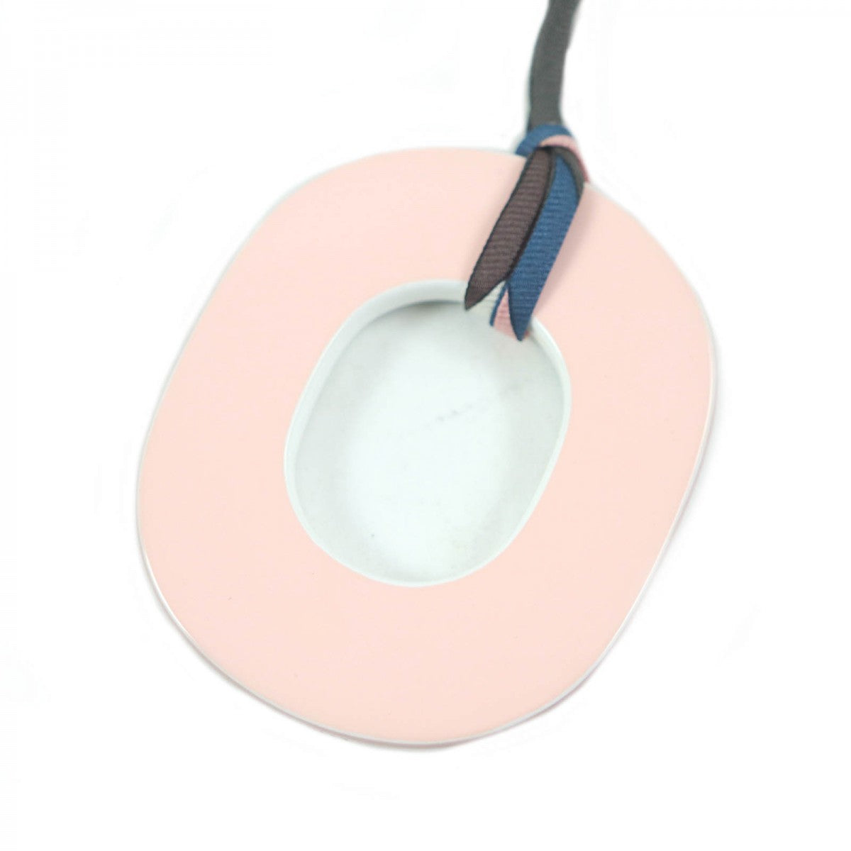HERMES Necklace Main: Buffalo horn, Main: Lacquer wood, Part: Silk pink Ism Pigman mens