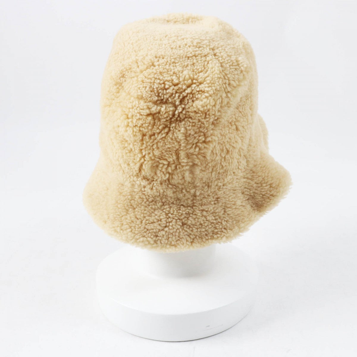 HERMES hat Main: Sheepskin, Leather part: Cowhide, Lining: 56% cotton, Lining: 44% rayon, Lining: 65% rayon beige Fove Women 57