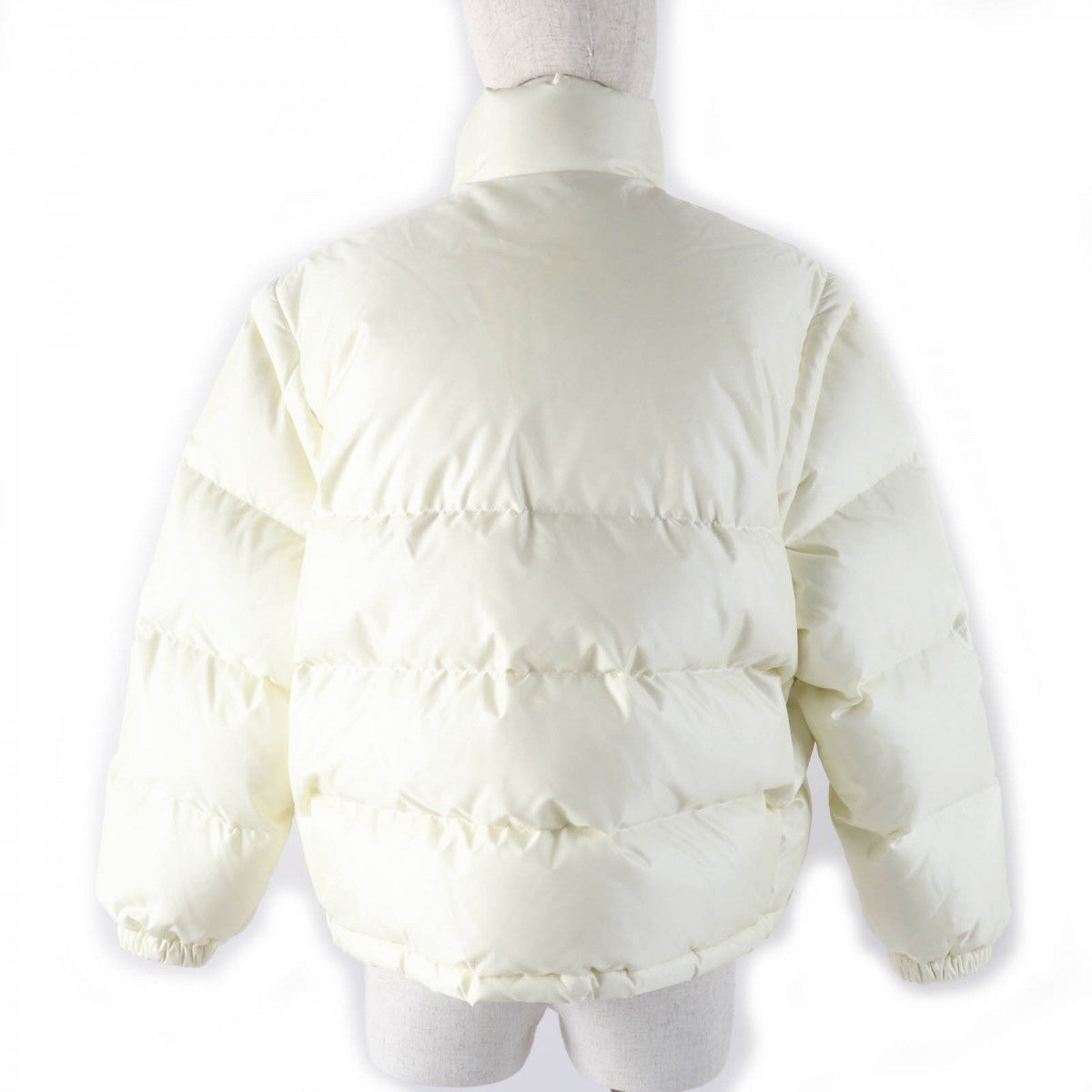 GUCCI Down jacket 683216 Main: 100% nylon, part: 65% rayon, part: 35% cotton, part: 100% polyester, filling: 90% down Ivory Women 36
