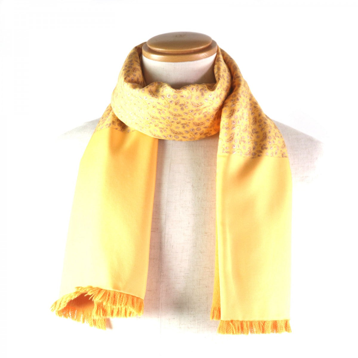 HERMES Scarf Main: 100% silk, Part: 100% angora yellow mens