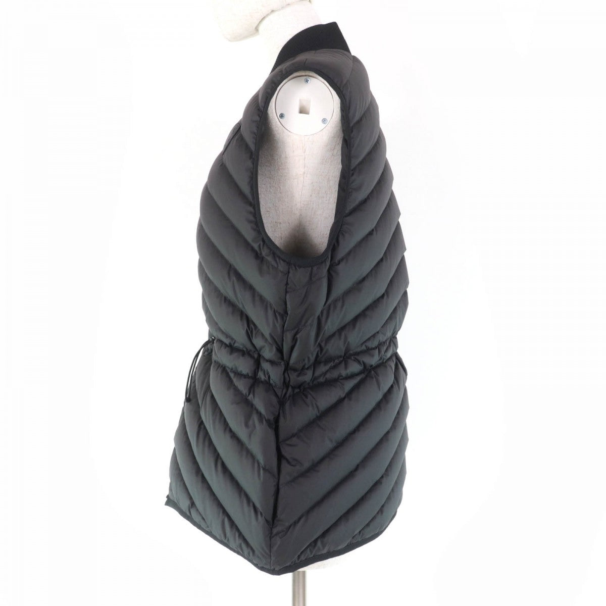 HERMES Down vest 3H0156DA Main: 100% polyester, part: 100% wool, part: 64% cotton, part: 36% rayon, filling: 90% down black Women 40