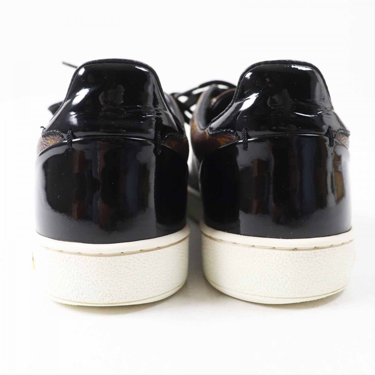 LOUIS VUITTON sneakers Main: Monogram canvas, Part: Patent leather Brown Women 35.5