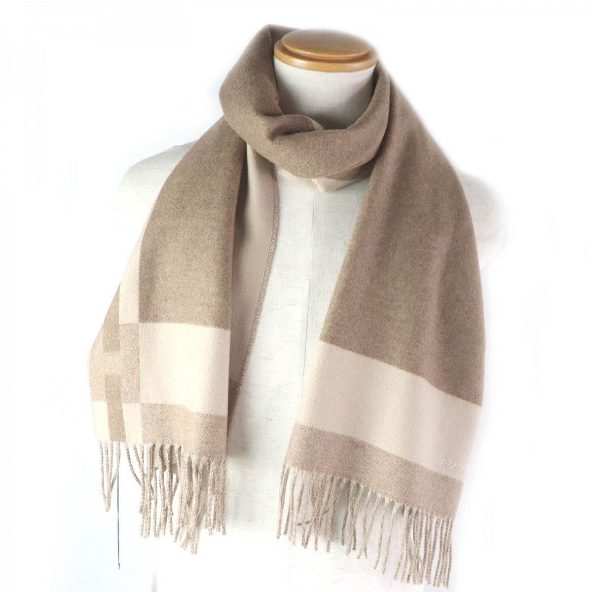 HERMES Scarf Main: 100% cashmere beige H Passant mens