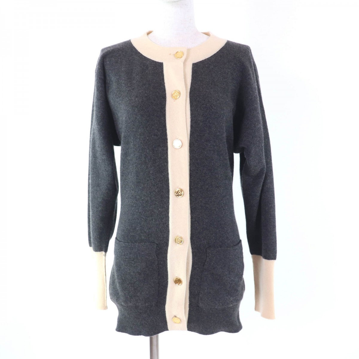 CHANEL cardigan Main: 100% cashmere Gray beige Women S