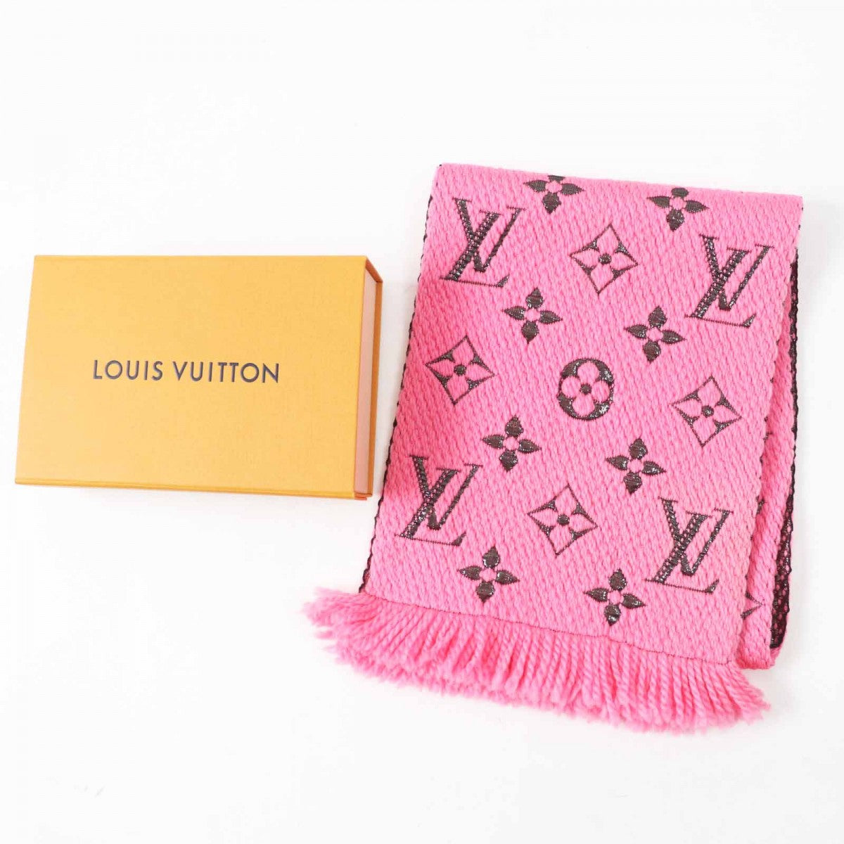 LOUIS VUITTON Scarf M76070 Main: 91% wool, 4% silk, 3% wool, 2% polyester Rose pop Escalp Logo Mania Shine Women