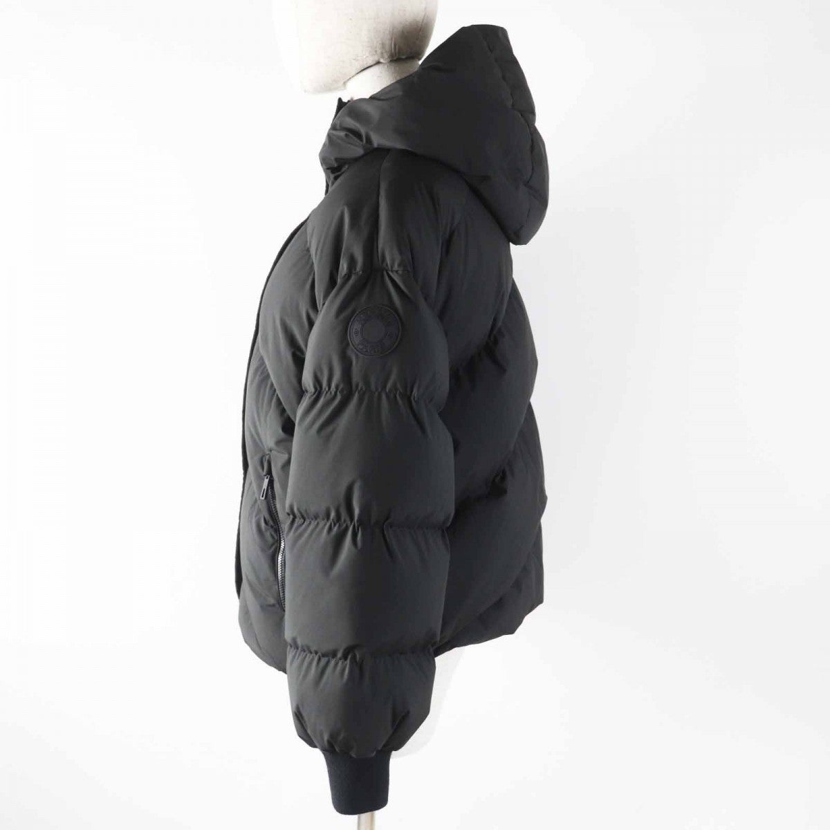 HERMES Down jacket 4H0178DR Main: 100% polyester, Lining: 100% polyester, Filling: 90% down, Filling: 10% feather, Part: 92% wool black Women 34