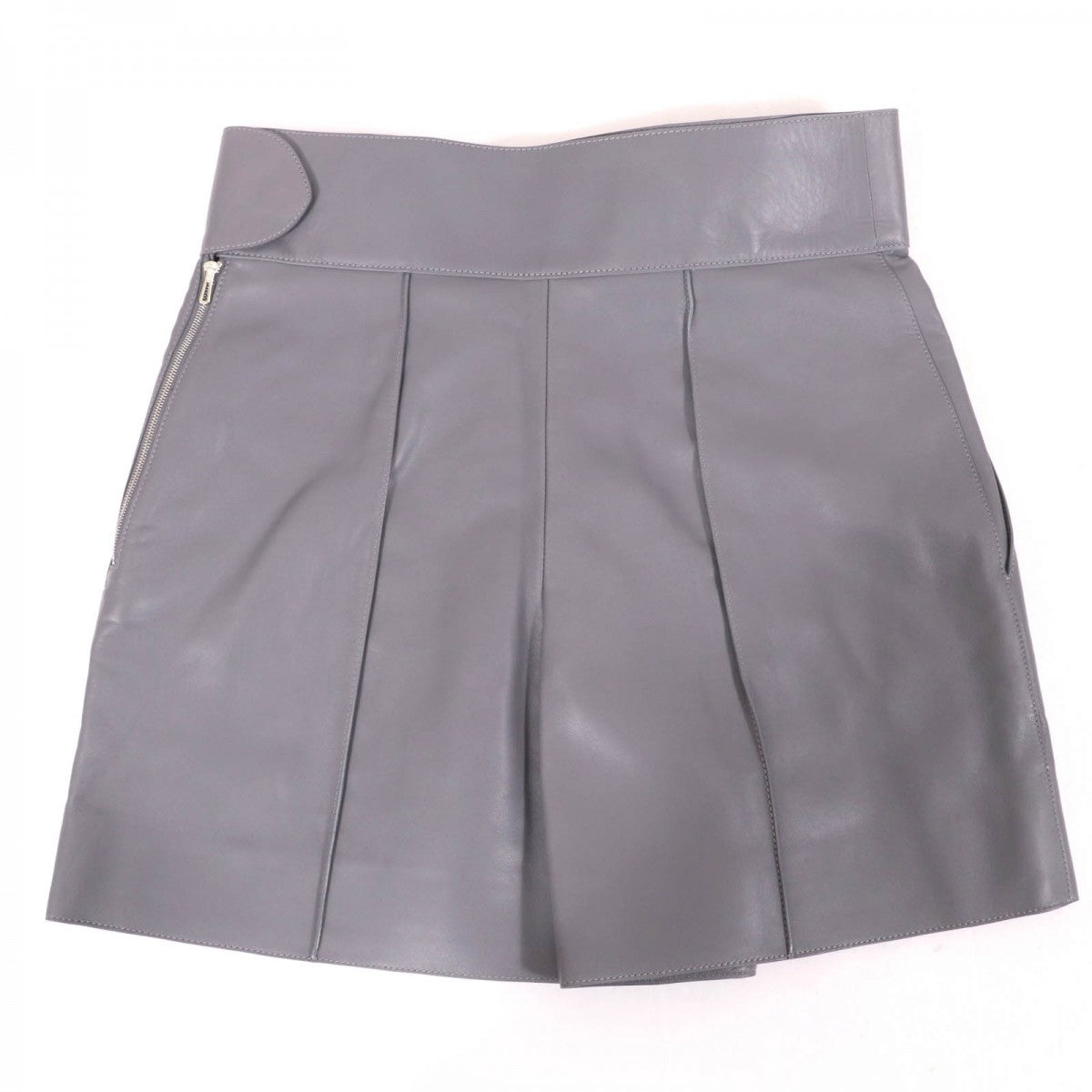 HERMES Shorts Main: Sheepskin, Lining: 65% Rayon, Lining: 35% Cotton gray Women 38