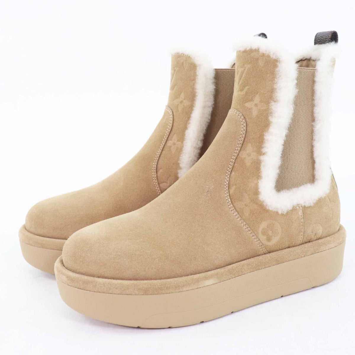 LOUIS VUITTON boots Main: Mouton beige Aspen Women 36.5
