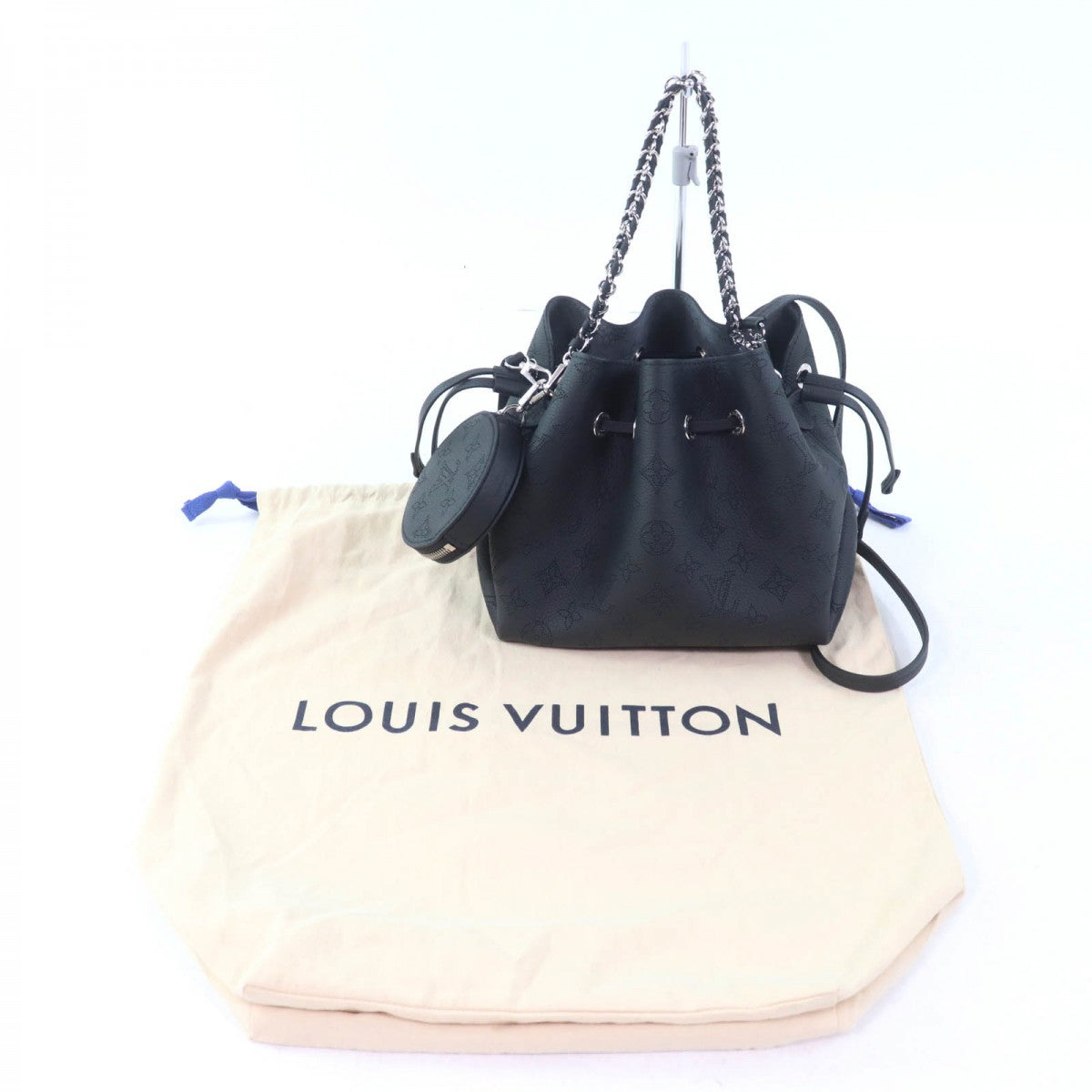 LOUIS VUITTON Shoulder Bag M57070 Monogram Mahina Canvas black Comes with a coin case Bella Women