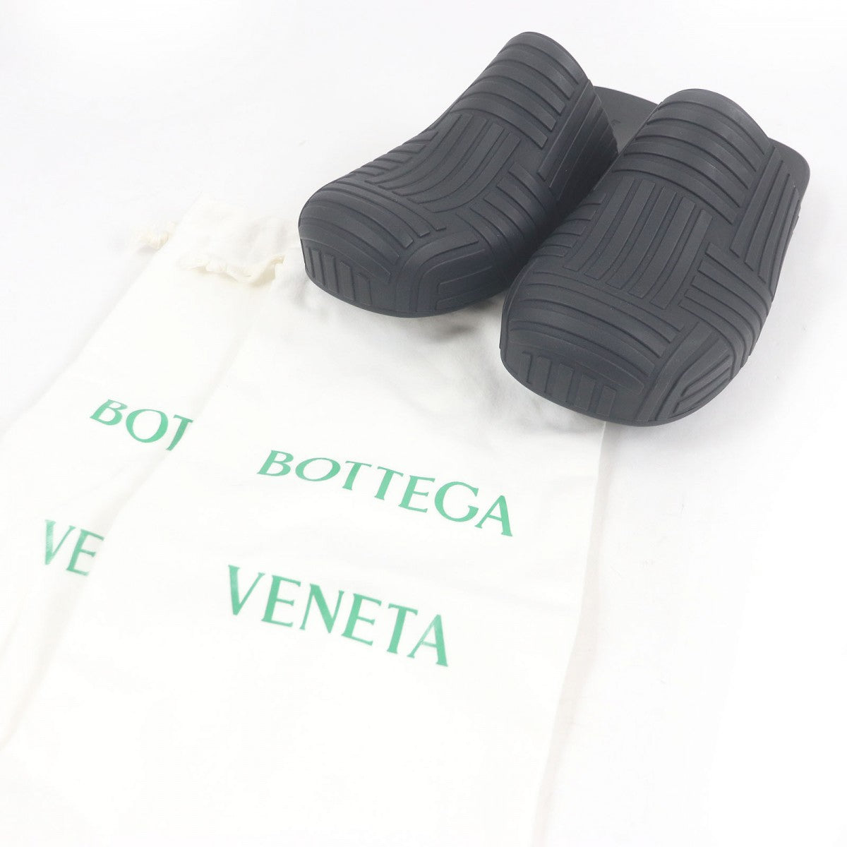 BOTTEGAVENETA Sandals 690104 rubber black SLIDER SANDAL 42
