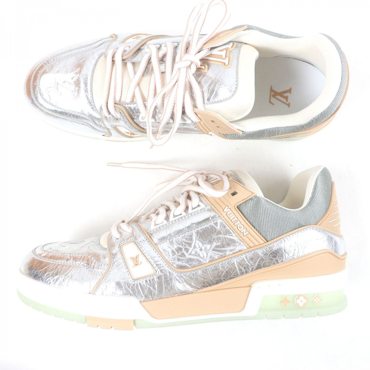 LOUIS VUITTON Low cut sneakers leather Silver LV Trainer Line 9