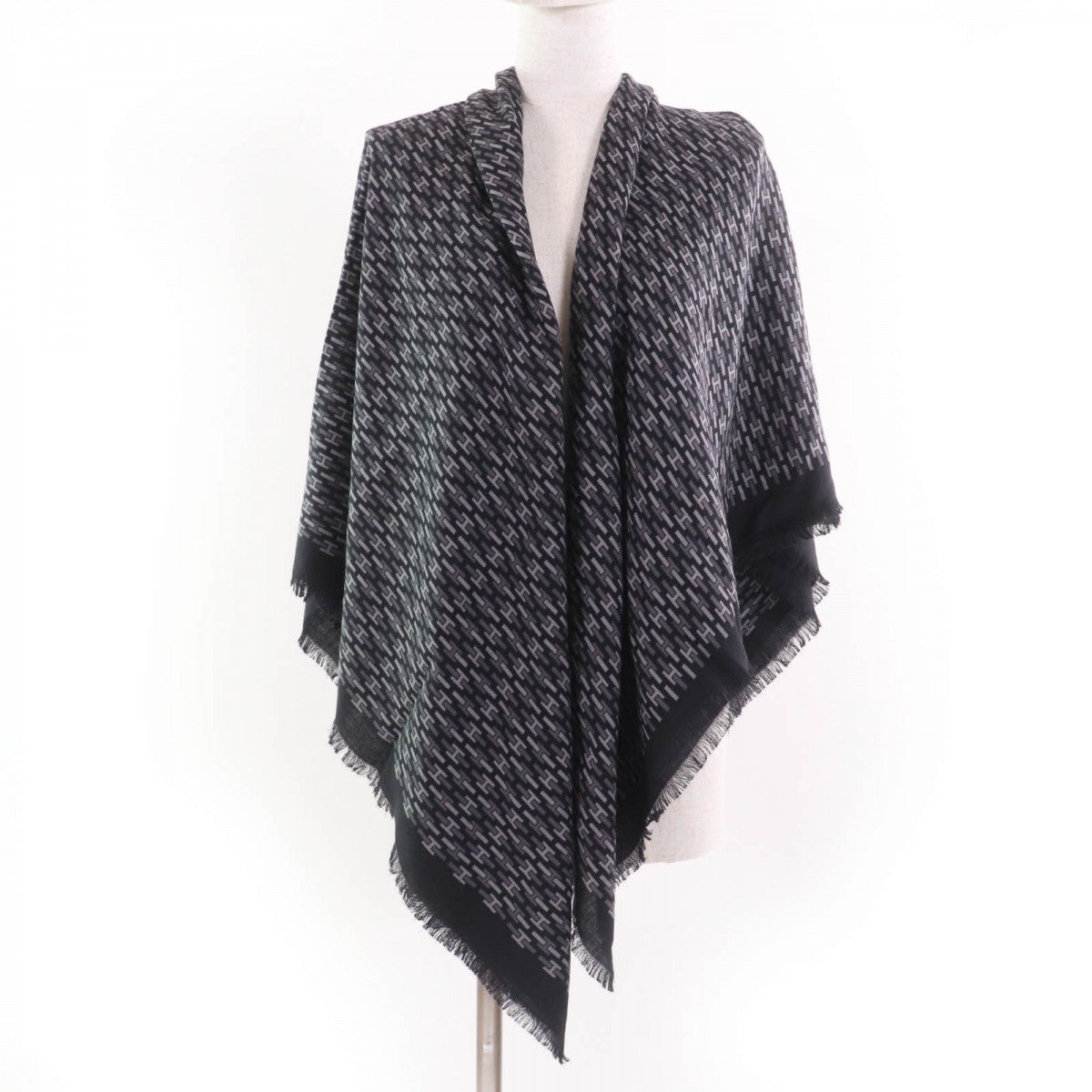 HERMES scarf cashmere Black type