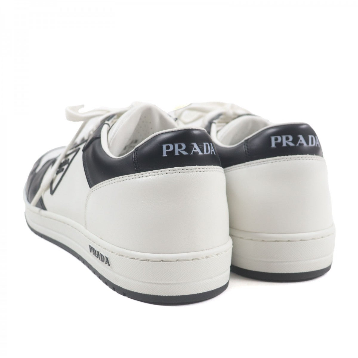 PRADA Low cut sneakers 2EE363 leather White black 8