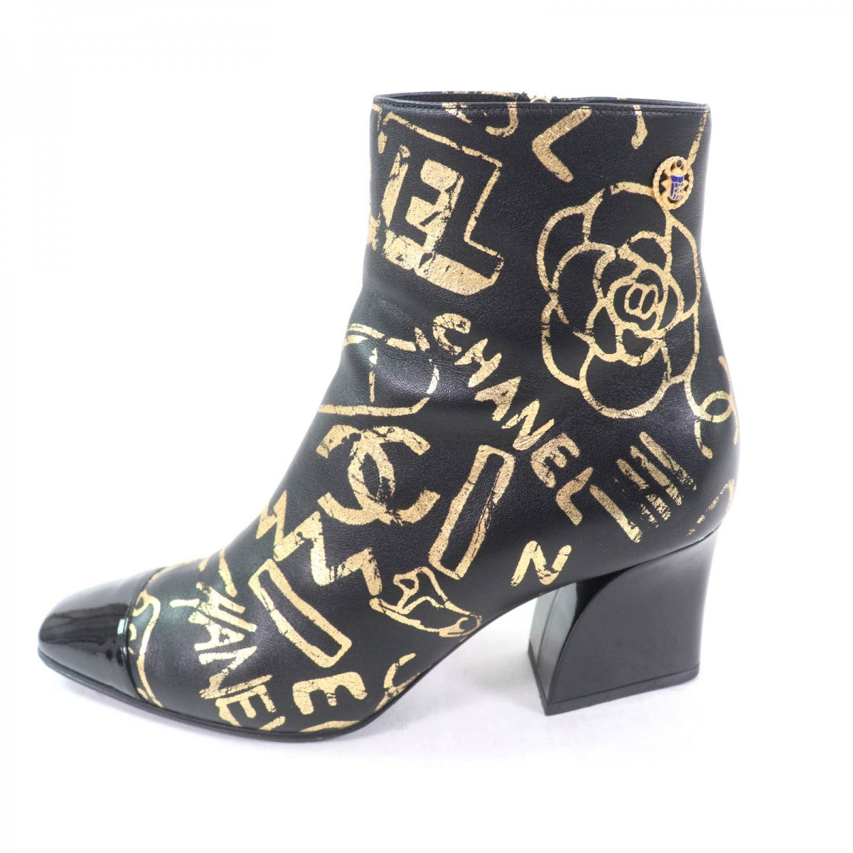 CHANEL short boots G35073 leather Black gold 36