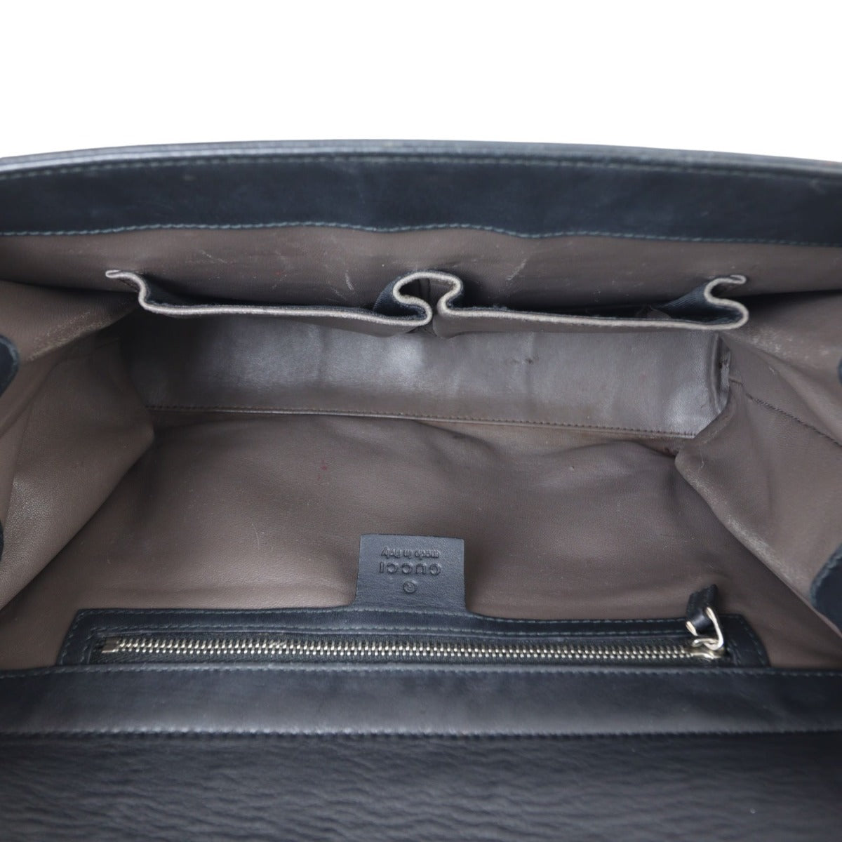 Gucci Interlocking G Chain Medium Shoulder Bag
