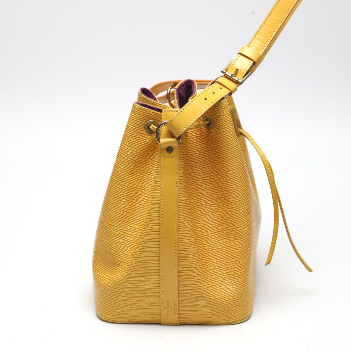 LOUIS VUITTON Shoulder Bag M44109 Epi Leather Tassiri Yellow Drawstring type Shoulder Bag Epi Petit Noe unisex(Unisex)