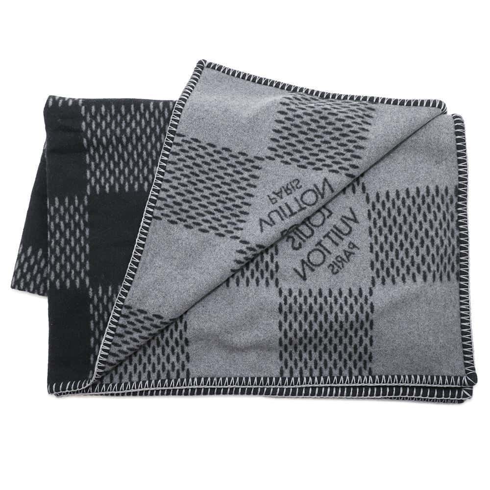 LOUIS VUITTON Couverture Damier Classic Black/GrayM76561 Wool 90% Cashmere10%