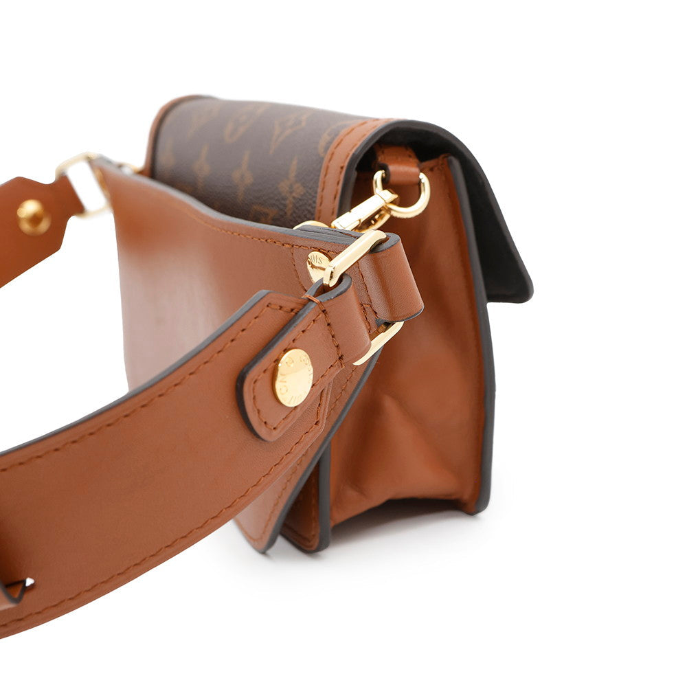 LOUIS VUITTON Bumbagã»Dauphine NoirM44586 Monogram Monogram Reverse Canvas