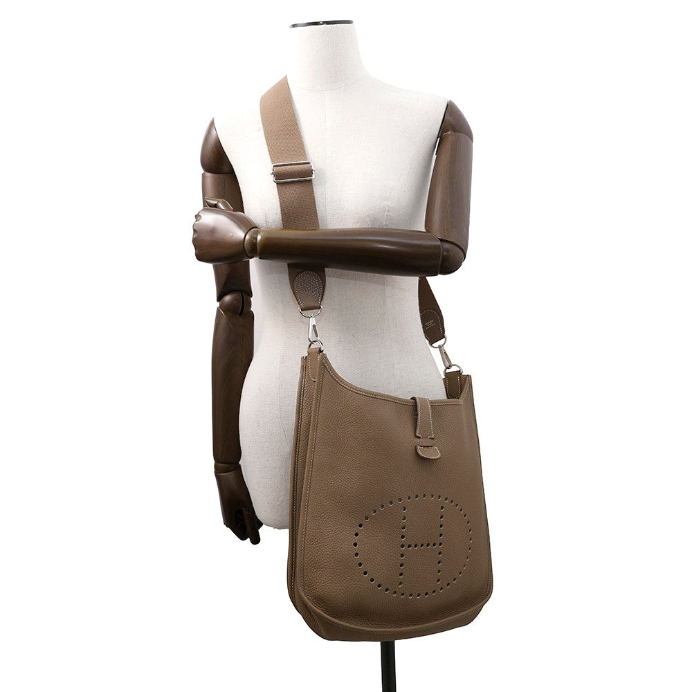 HERMES Evelyne3 Etoupe Taurillon Clemence Size PM